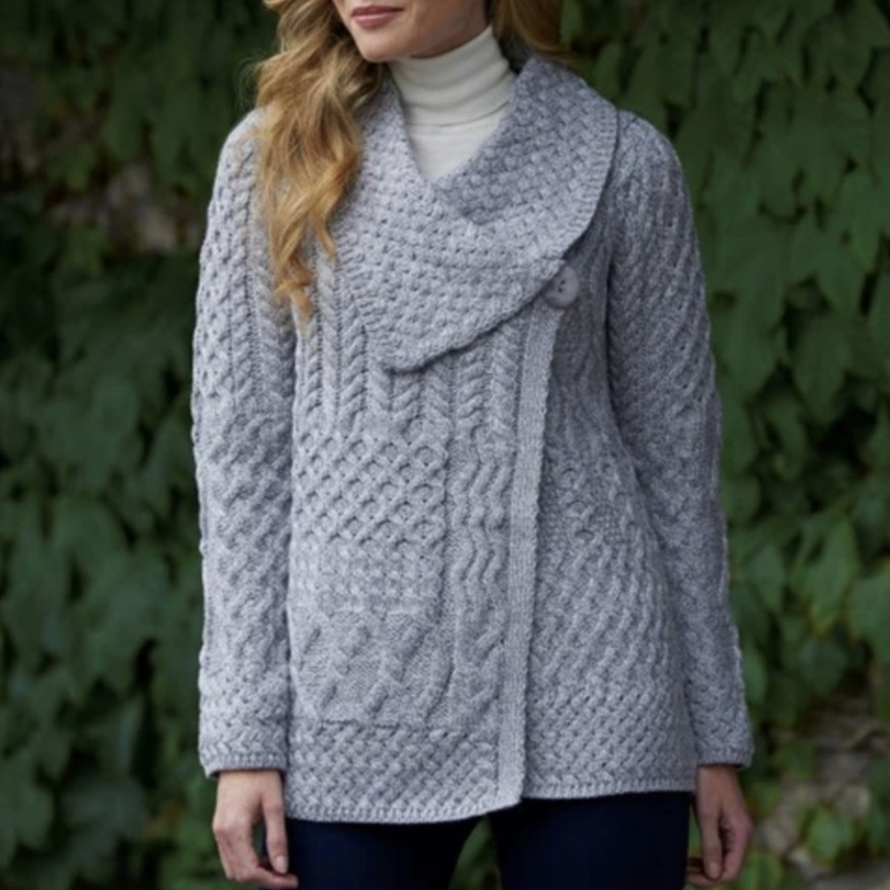 Aran mor Irish knit patchwork cardigan sweater small grey